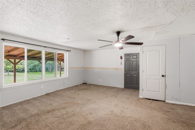 2417 N County Road 810, Alvarado, TX 76009
