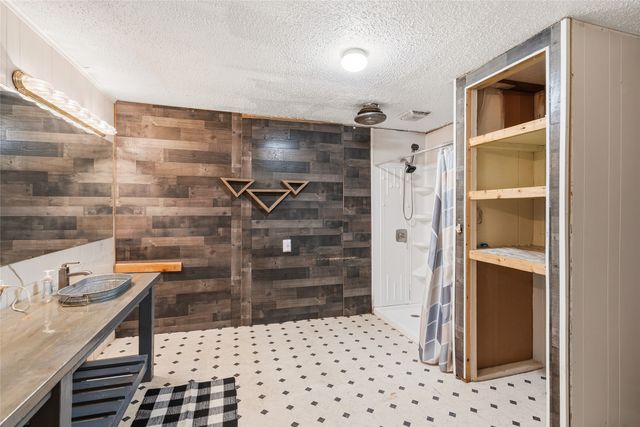 2417 N County Road 810, Alvarado, TX 76009