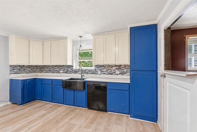 2417 N County Road 810, Alvarado, TX 76009