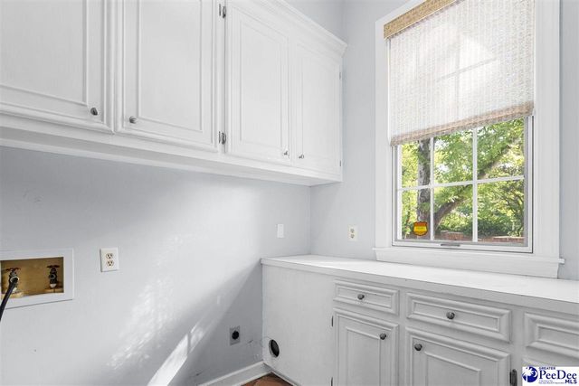 295 Warner Dr, Hartsville, SC 29550