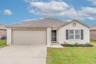 1075 Gallery Drive, Conway, AR 72032