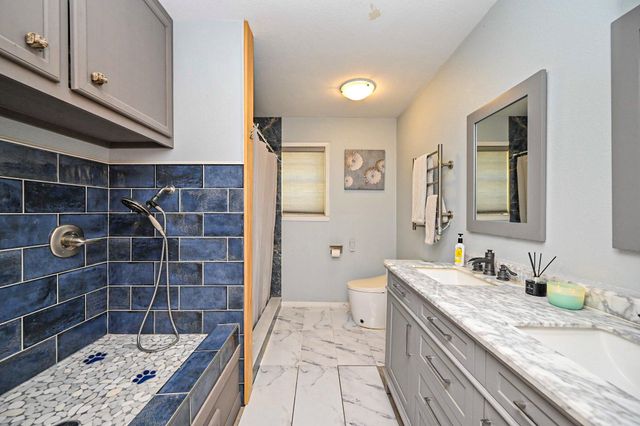 14920 Bj Dusek Road, Wallis, TX 77485