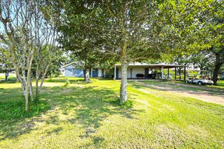 14920 Bj Dusek Road, Wallis, TX 77485