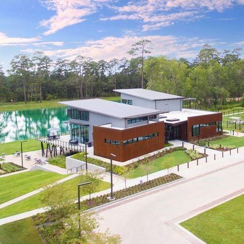 415 Mathis Lake Lane, Conroe, TX 77304