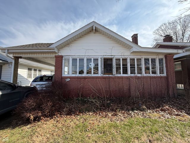 608 Monterey Avenue, Terre Haute, IN 47803