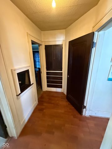 608 Monterey Avenue, Terre Haute, IN 47803