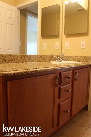 2311 Walton Boulevard, Rochester Hills, MI 48309