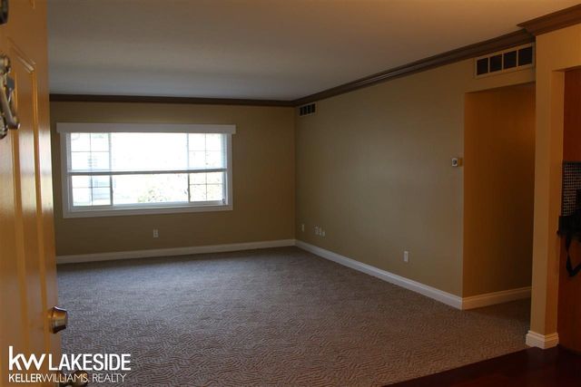 2311 Walton Boulevard, Rochester Hills, MI 48309