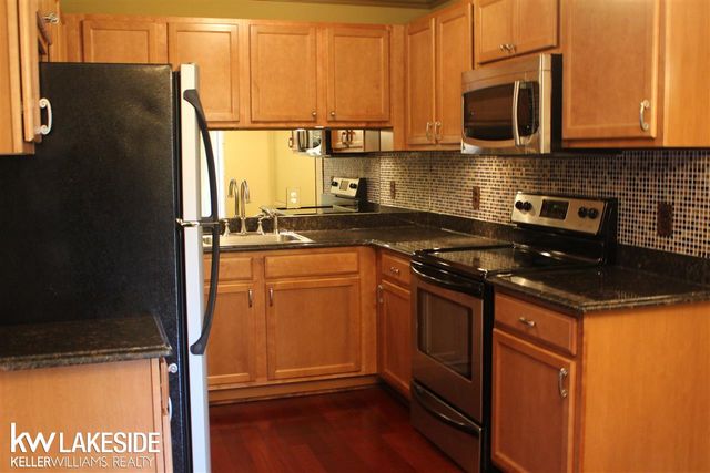 2311 Walton Boulevard, Rochester Hills, MI 48309