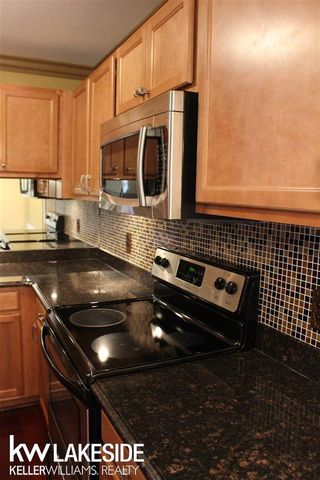 2311 Walton Boulevard, Rochester Hills, MI 48309