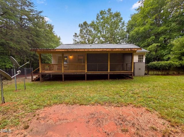 5501 Wagon Farm Road, Efland, NC 27243
