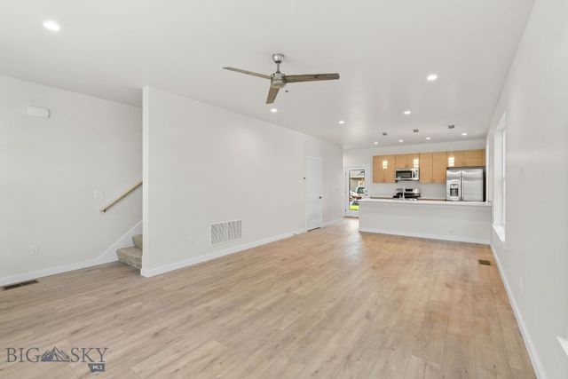 811 Spaniel Lane, Belgrade, MT 59714