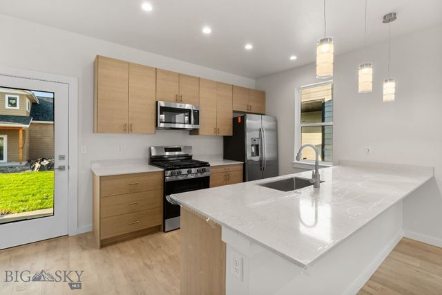 811 Spaniel Lane, Belgrade, MT 59714