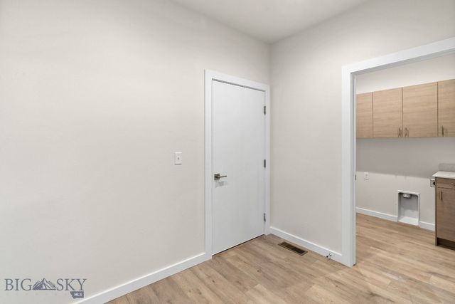 811 Spaniel Lane, Belgrade, MT 59714
