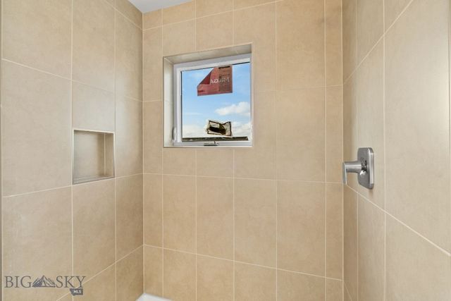 811 Spaniel Lane, Belgrade, MT 59714