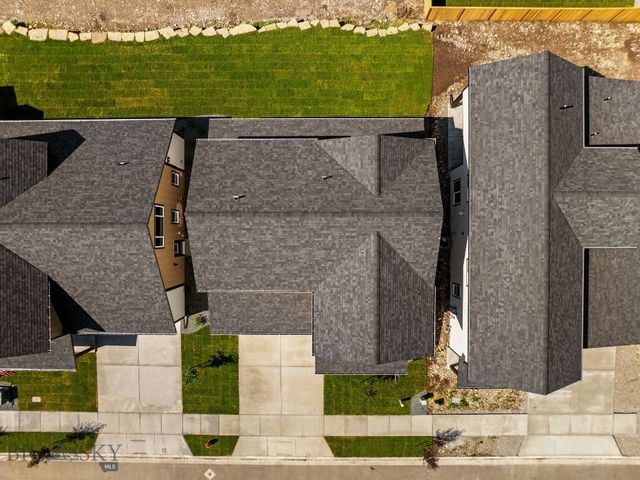 811 Spaniel Lane, Belgrade, MT 59714