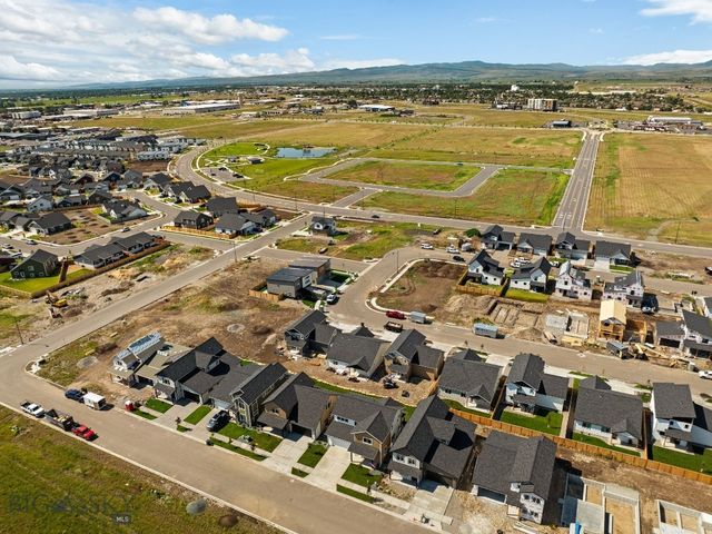 811 Spaniel Lane, Belgrade, MT 59714