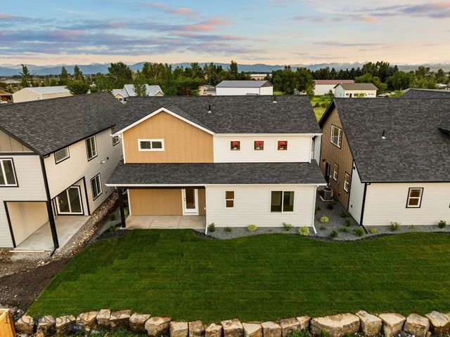 811 Spaniel Lane, Belgrade, MT 59714
