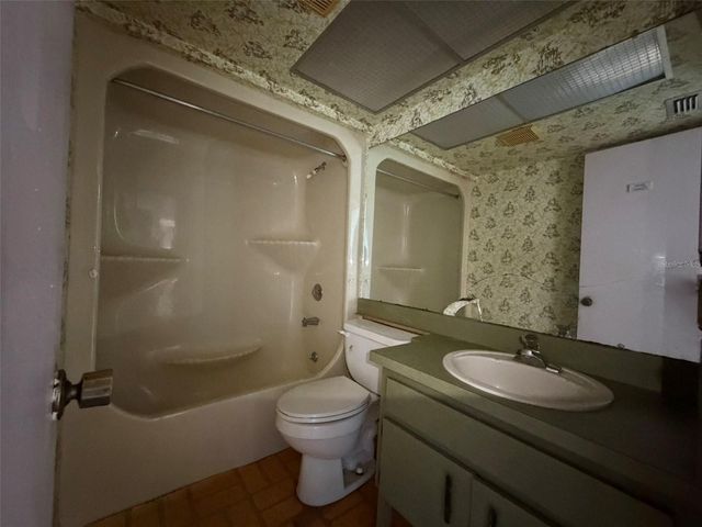 2311 15TH STREET W, Palmetto, FL 34221