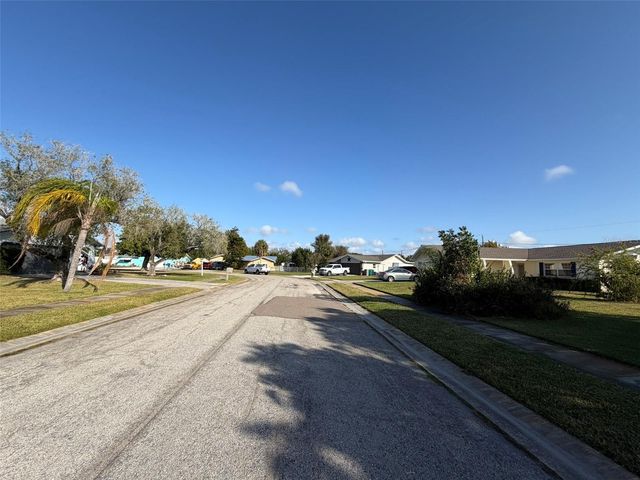 2311 15TH STREET W, Palmetto, FL 34221