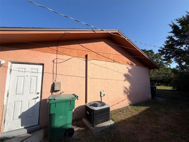 2311 15TH STREET W, Palmetto, FL 34221