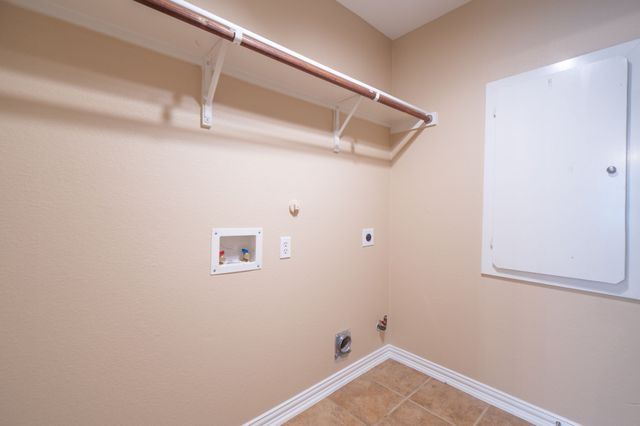 305 Highland Ridge Drive, Wylie, TX 75098