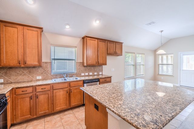 305 Highland Ridge Drive, Wylie, TX 75098