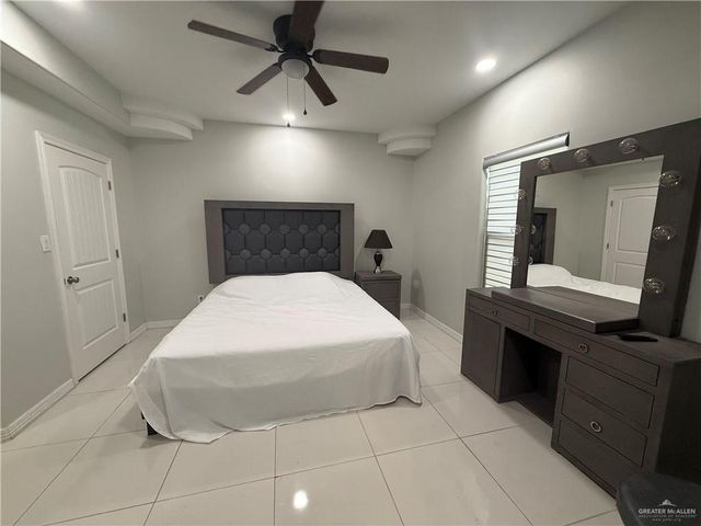 204 W Rutherford Avenue 4, Edinburg, TX 78541