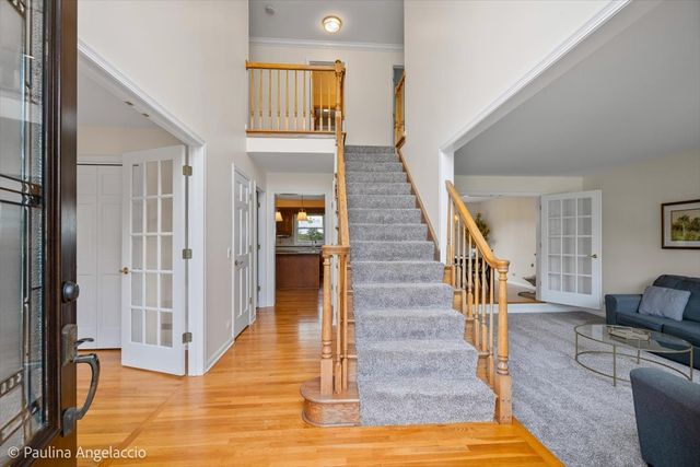 1713 Edgewood Drive, Algonquin, IL 60102