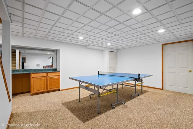 1713 Edgewood Drive, Algonquin, IL 60102