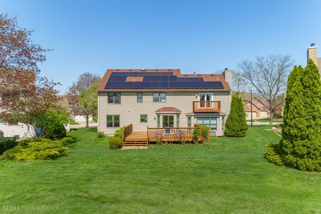 1713 Edgewood Drive, Algonquin, IL 60102