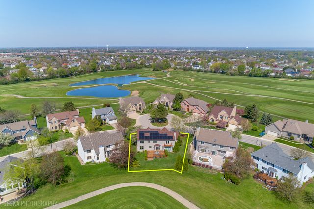 1713 Edgewood Drive, Algonquin, IL 60102