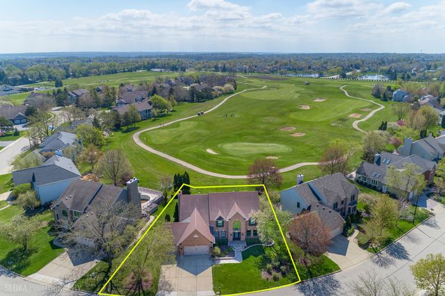 1713 Edgewood Drive, Algonquin, IL 60102