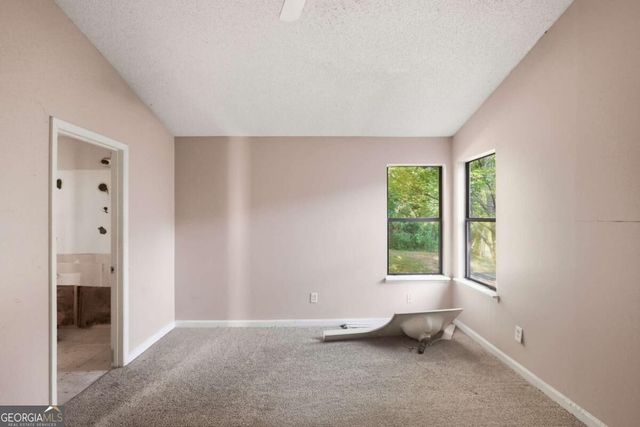 1001 Chapman Lane, Stone Mountain, GA 30088