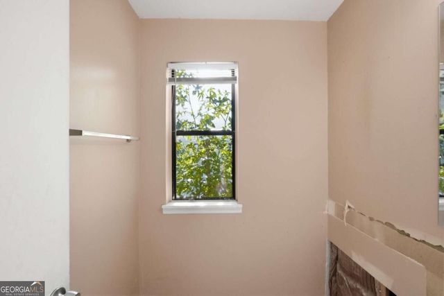 1001 Chapman Lane, Stone Mountain, GA 30088