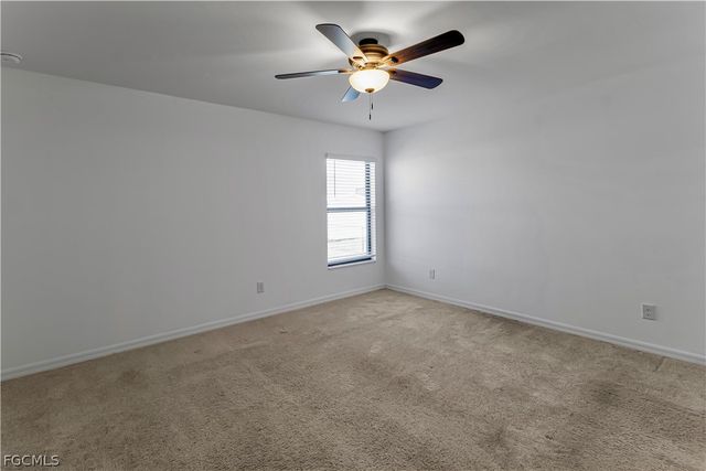 185 Yager CIR, Fort Myers, FL 33913