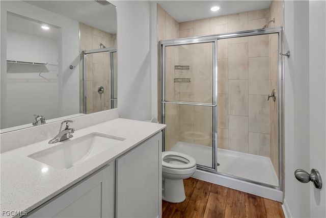 185 Yager CIR, Fort Myers, FL 33913