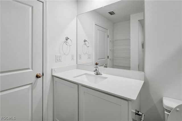 185 Yager CIR, Fort Myers, FL 33913