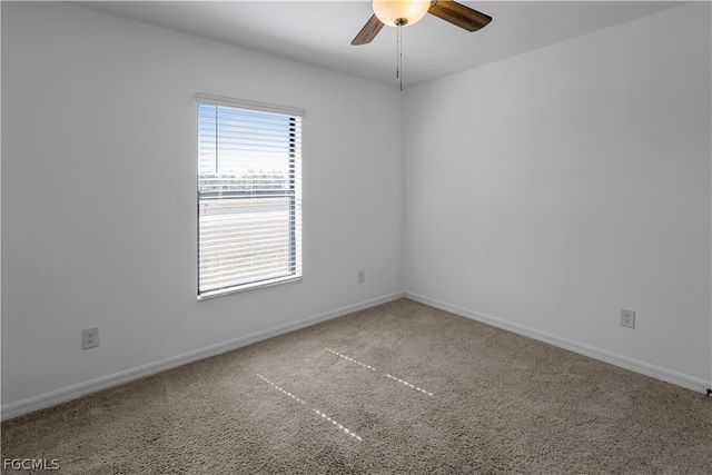 185 Yager CIR, Fort Myers, FL 33913