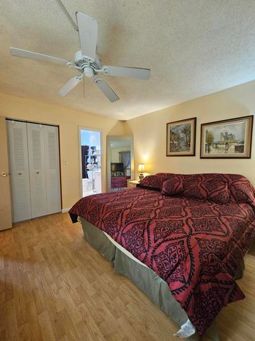 5100 NW 35th Street 104, Lauderdale Lakes, FL 33319