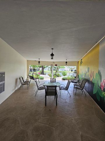 5100 NW 35th Street 104, Lauderdale Lakes, FL 33319