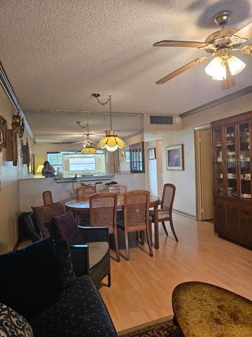 5100 NW 35th Street 104, Lauderdale Lakes, FL 33319