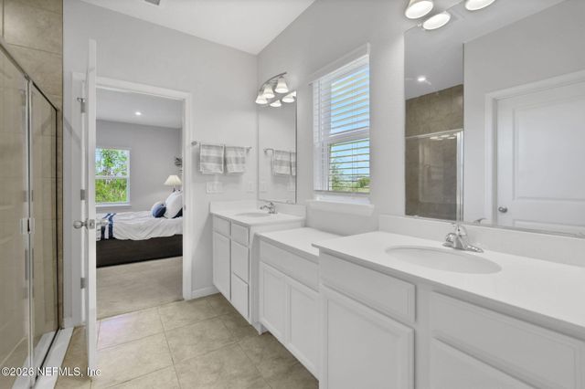 1064 VICTORIA HILLS Court, Jacksonville, FL 32221