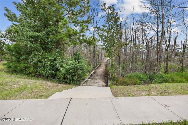 1064 VICTORIA HILLS Court, Jacksonville, FL 32221