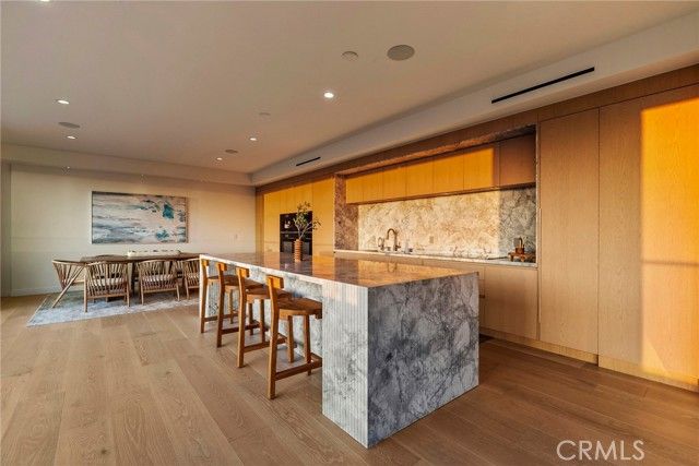 838 N Doheny Drive PH B, West Hollywood, CA 90069