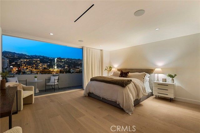 838 N Doheny Drive PH B, West Hollywood, CA 90069