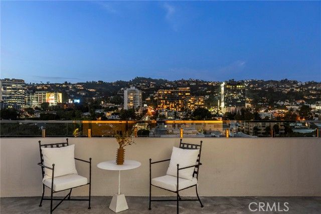 838 N Doheny Drive PH B, West Hollywood, CA 90069