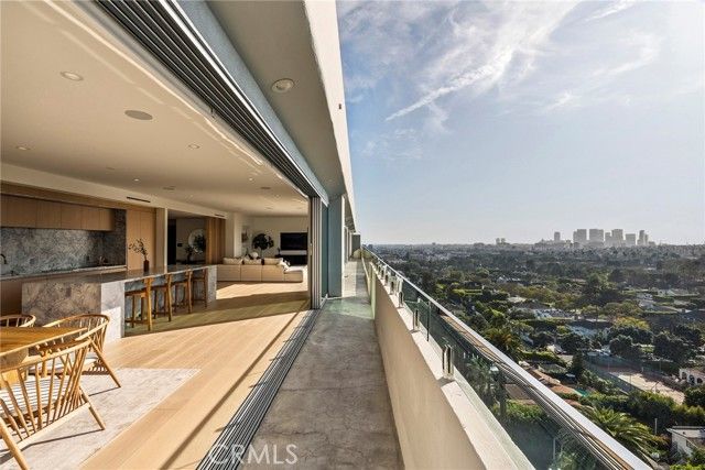 838 N Doheny Drive PH B, West Hollywood, CA 90069