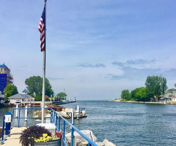 312 Water Street, Saint Joseph, MI 49085