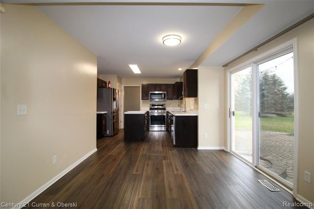 3571 Brooklyn Drive, Canton, MI 48188